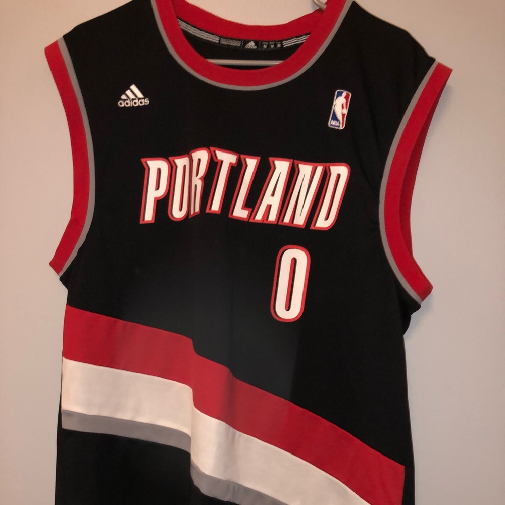 Damian Lillard jersey